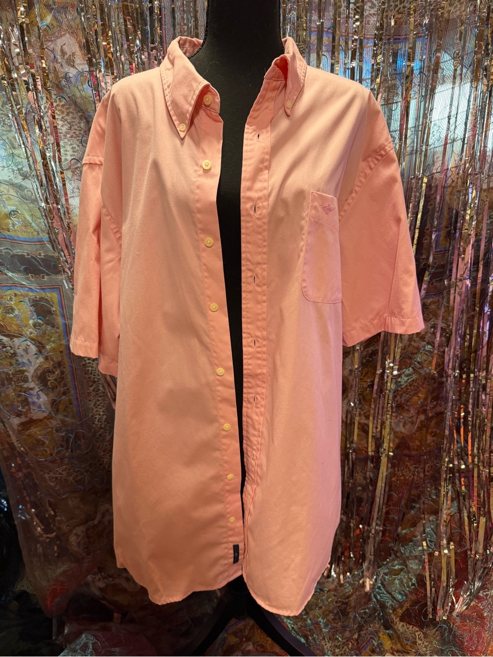 Dockers Men's Light Pink Short-Sleeve Button-Down Shirt